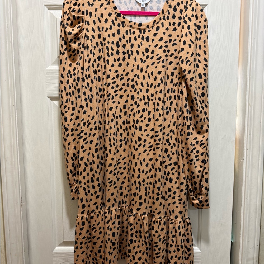 Crown & Ivy Tan and Black Midi Dress 1x